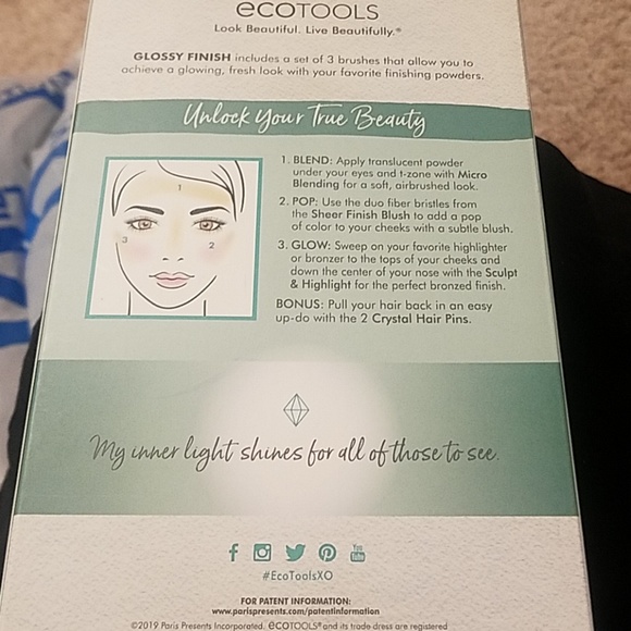 🍋EcoTools Jade Infused Brushes - Picture 2 of 3